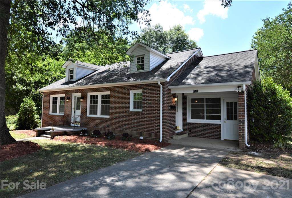 1519 3rd Street - Photo 1