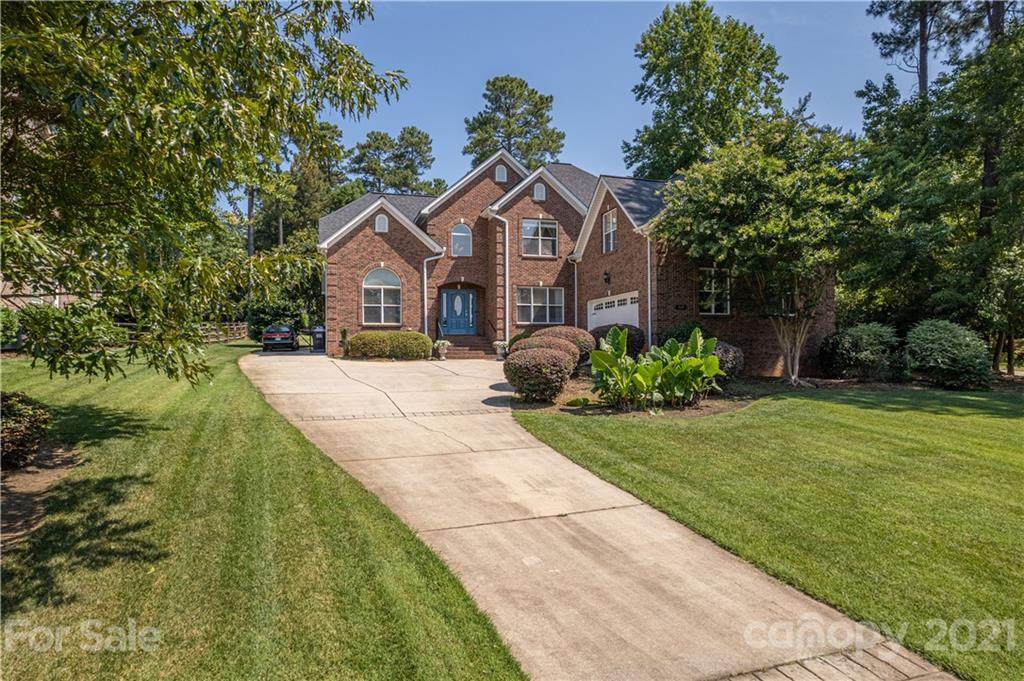315 Greenbay Road - Photo 1