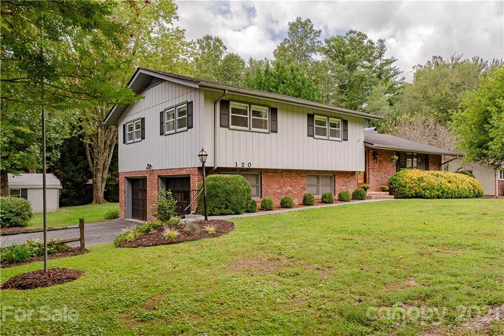120 Brentwood Drive - Photo 1