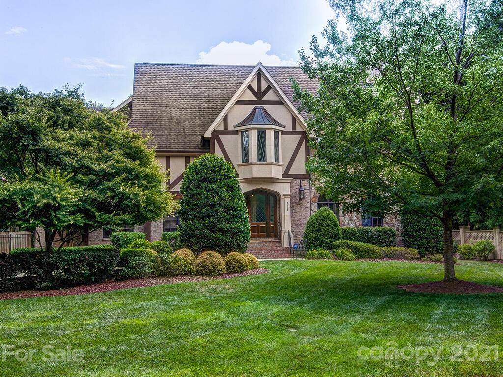 2521 Croydon Road - Photo 1