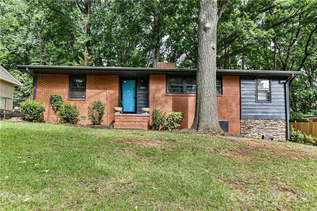 1826 Camp Greene Street - Photo 1