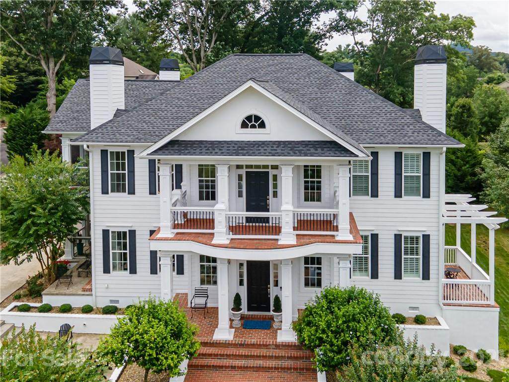 401 Oak Tree Lane - Photo 1