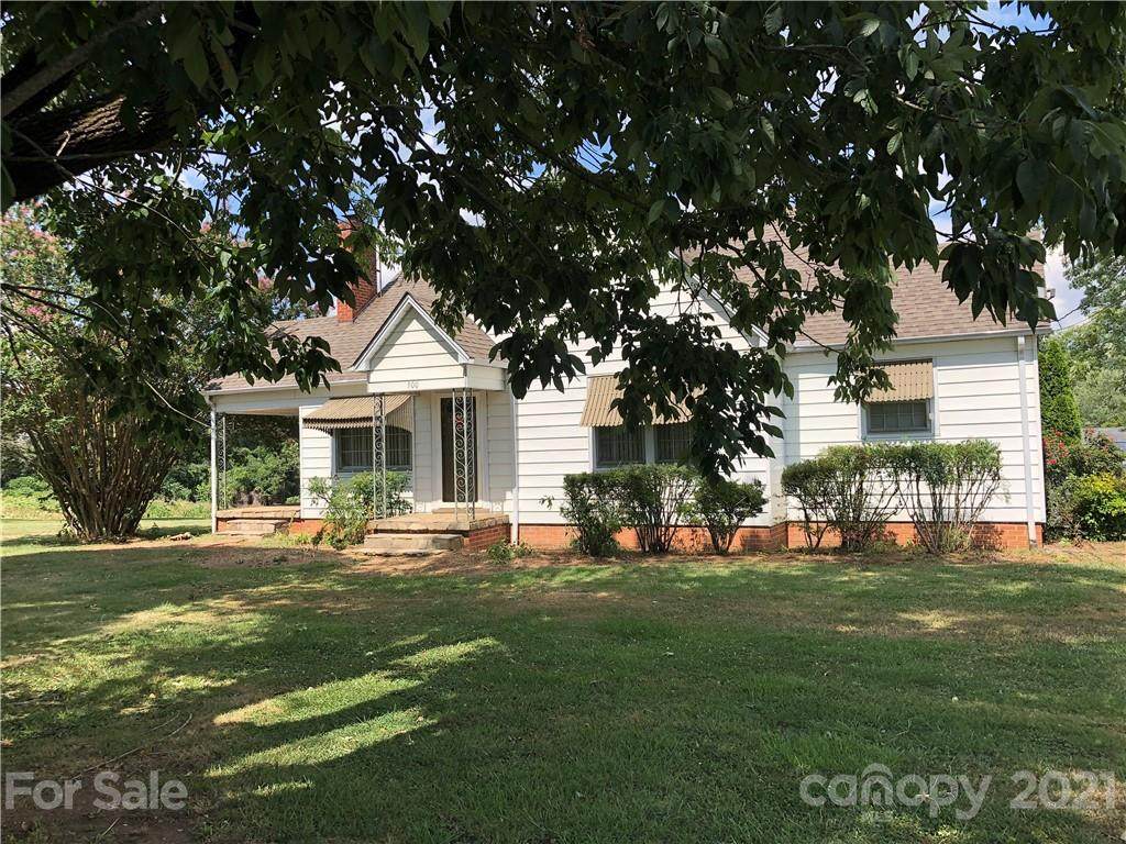 300 Main Street - Photo 1