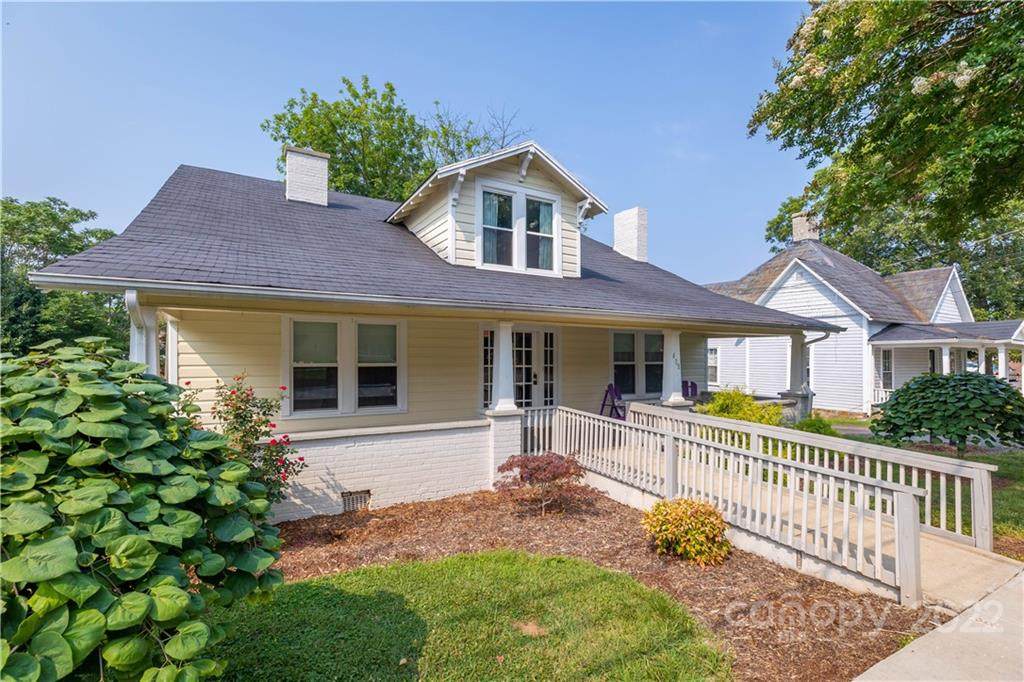 408 Green Street - Photo 1
