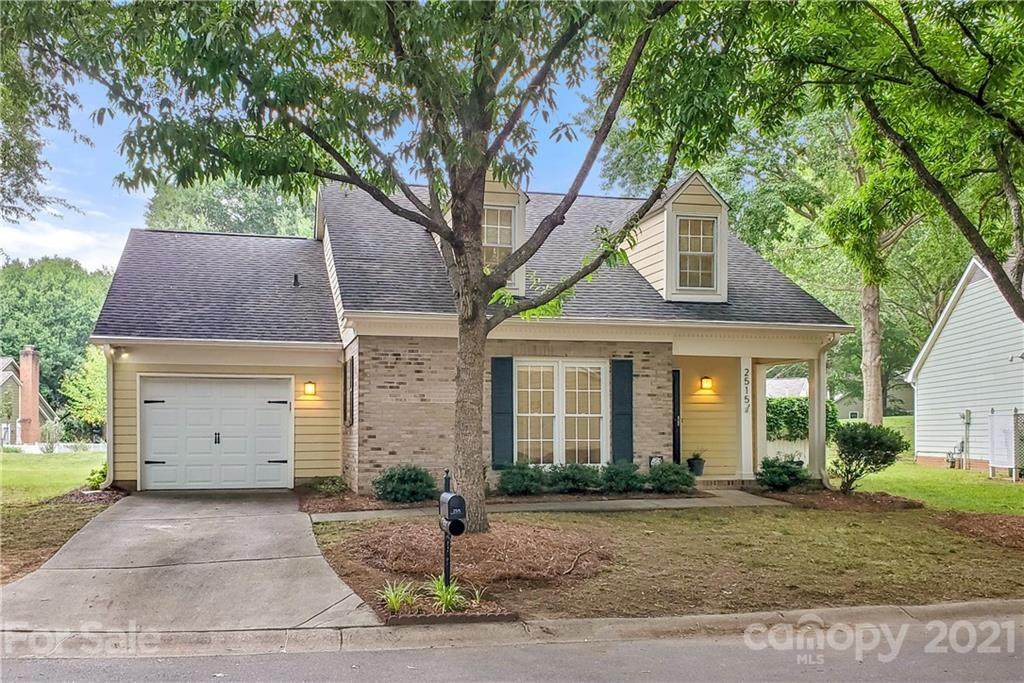 2515 Dalston Lane - Photo 1