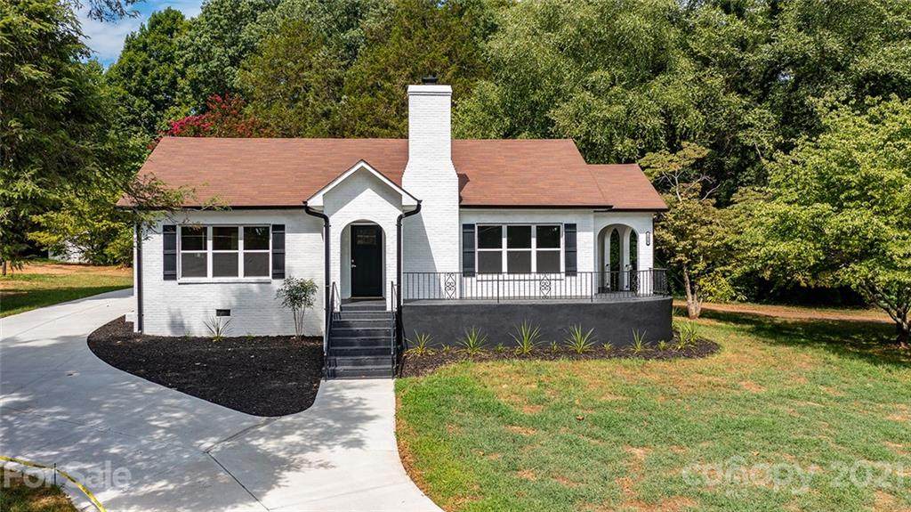 2429 Robinson Road - Photo 1