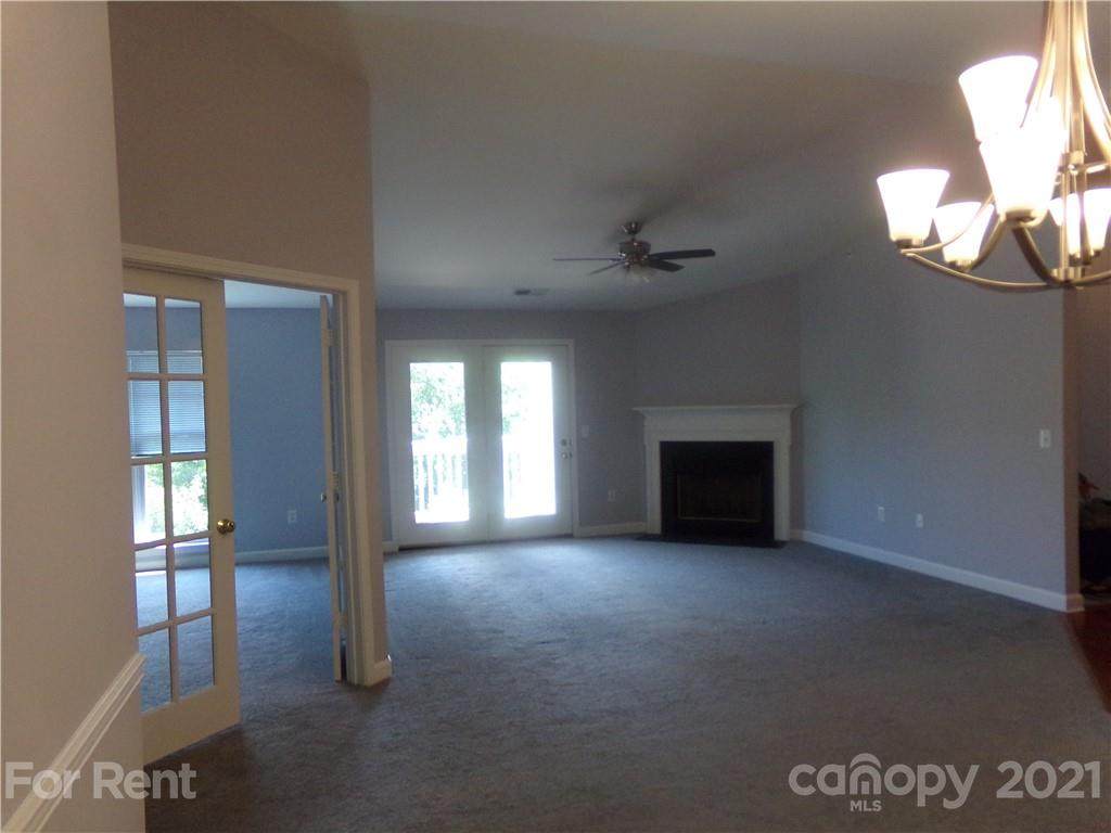 17225 Doe Valley Court - Photo 1