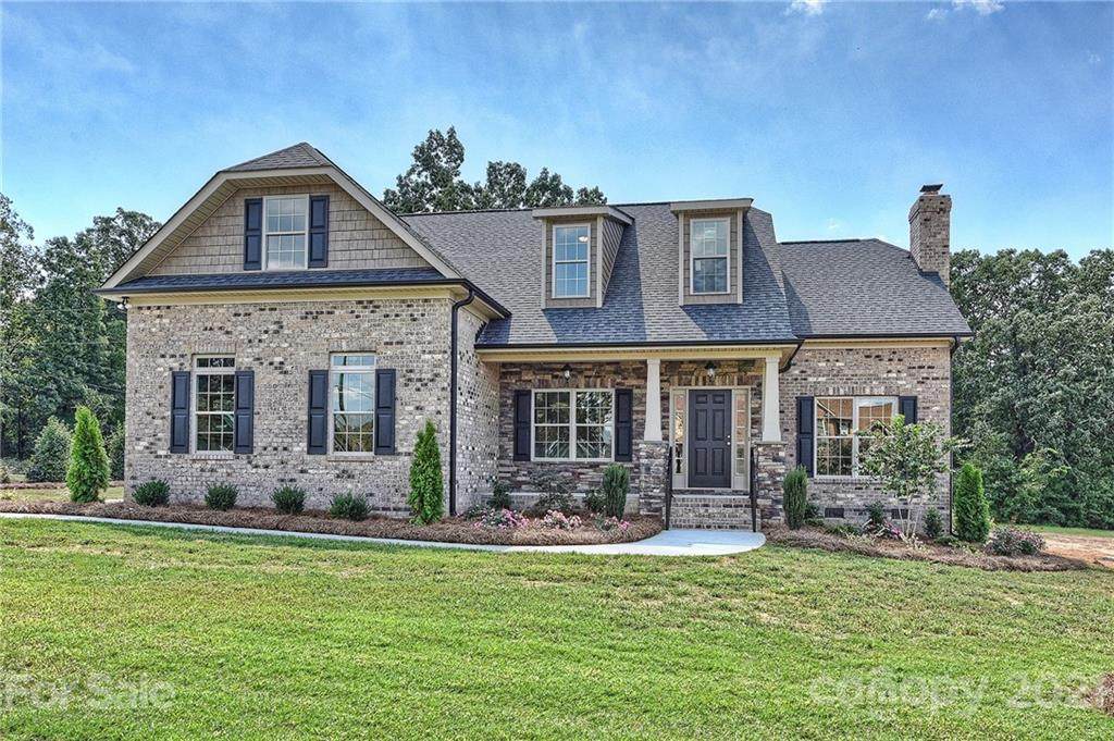 2103 Parrothead Drive - Photo 1