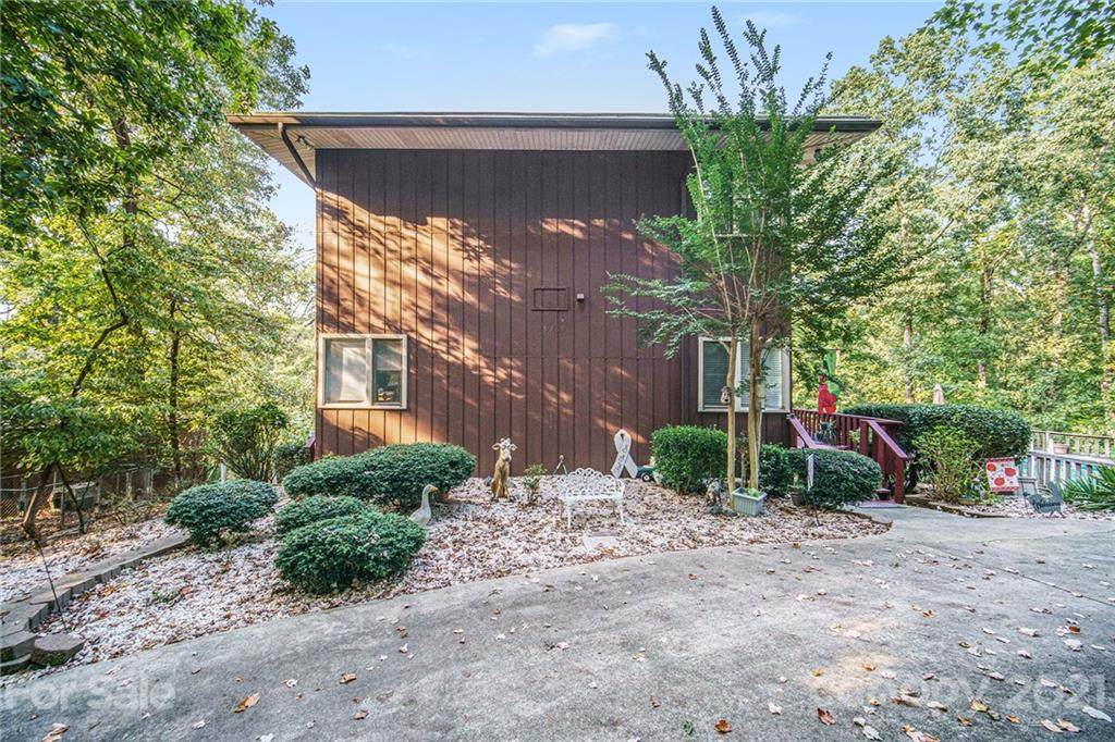 25260 Stony Mountain Road - Photo 1