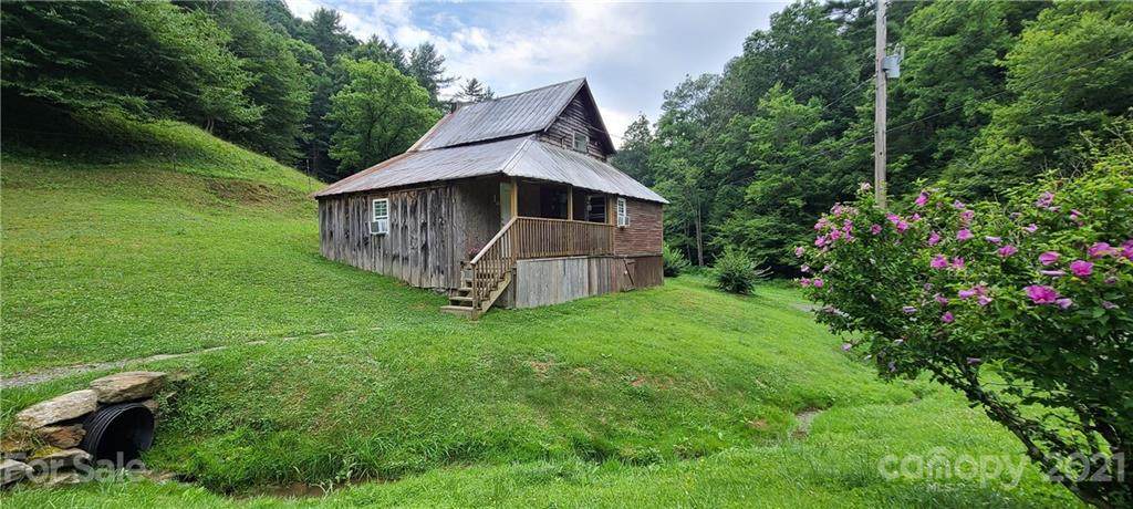 671 Chandler Cove Road - Photo 1