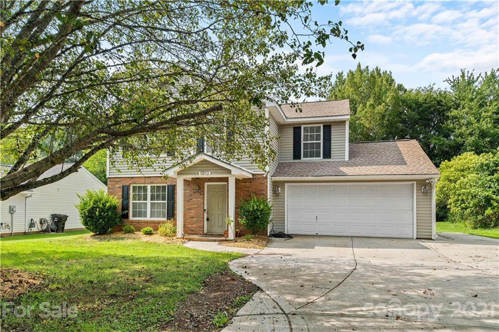 1812 Rosewell Drive - Photo 1