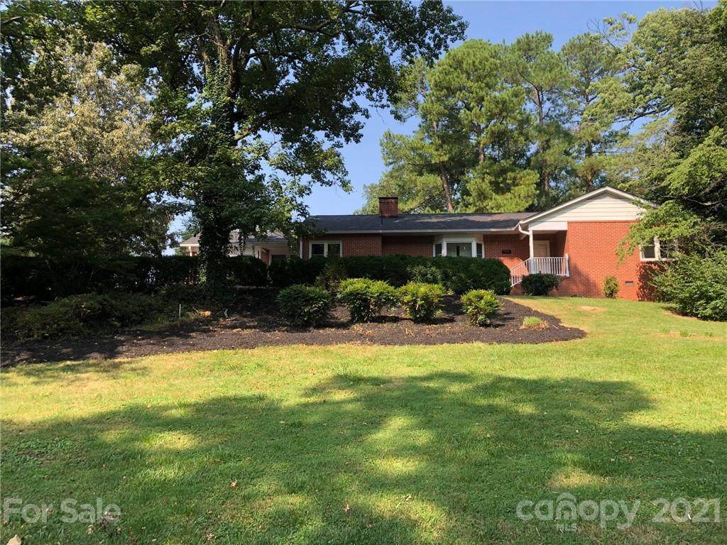 711 Brownrigg Road - Photo 1