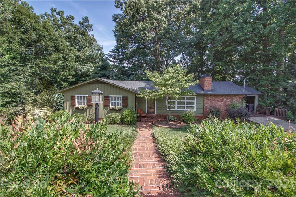 648 Dogwood Road - Photo 1
