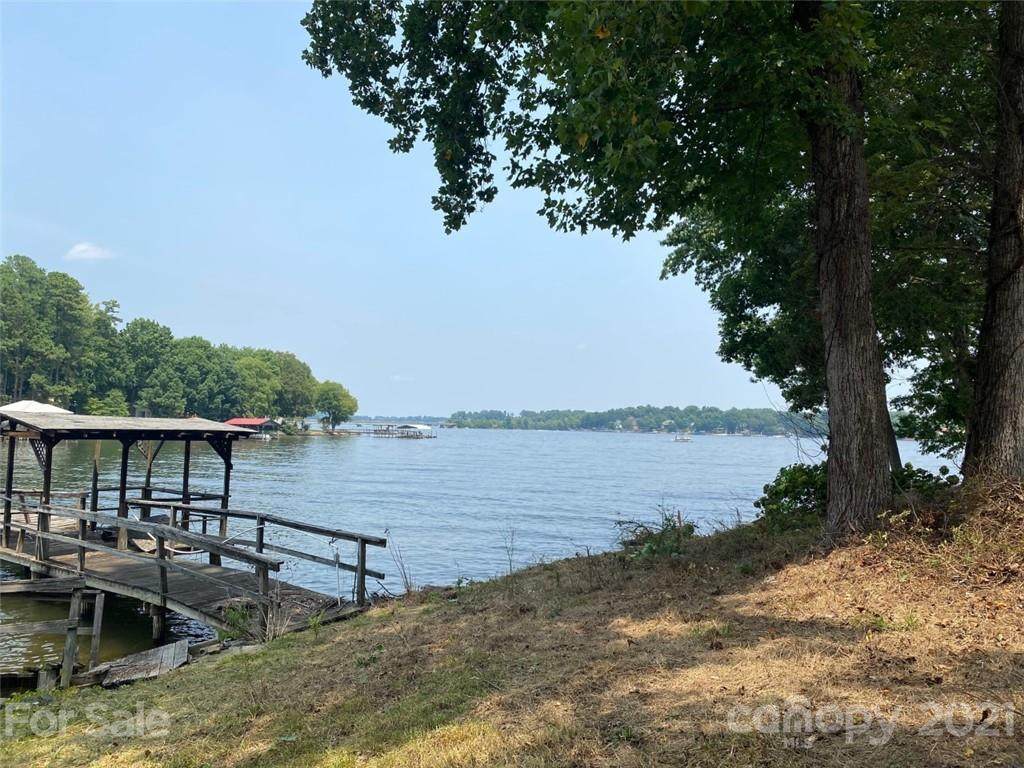 3505 Family Circle - Photo 1