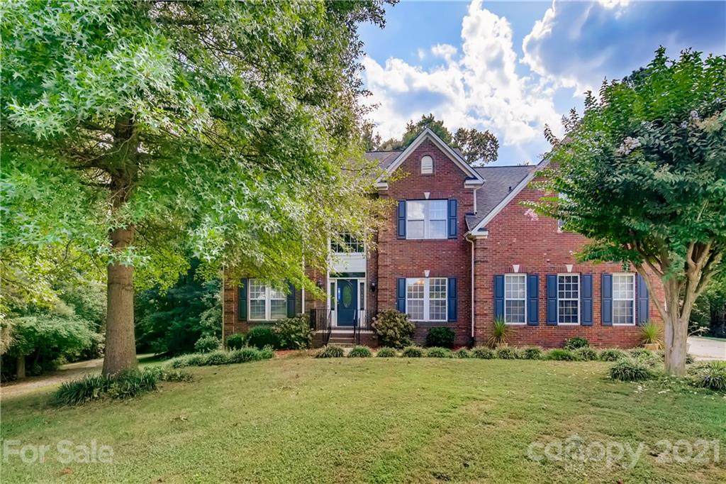 221 Whitegrove Drive - Photo 1