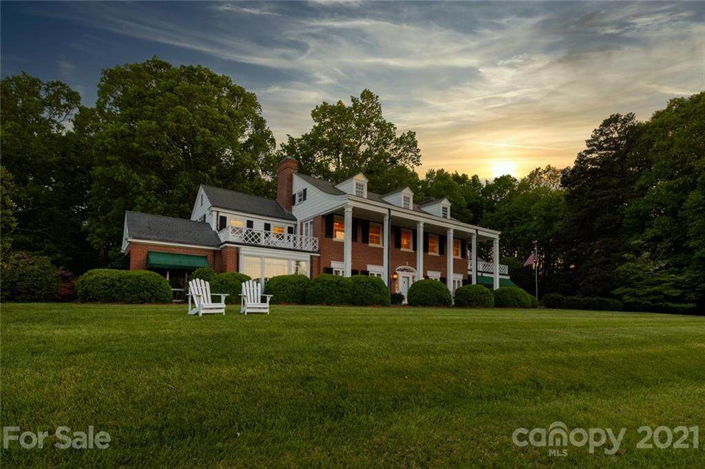 745 Lexington Road - Photo 1