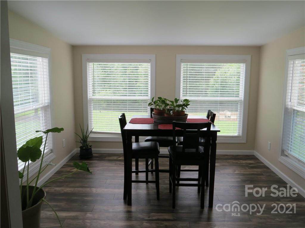173 Cedarvale Drive - Photo 1