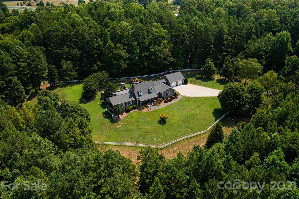 165 Sweetbriar Lane - Photo 1