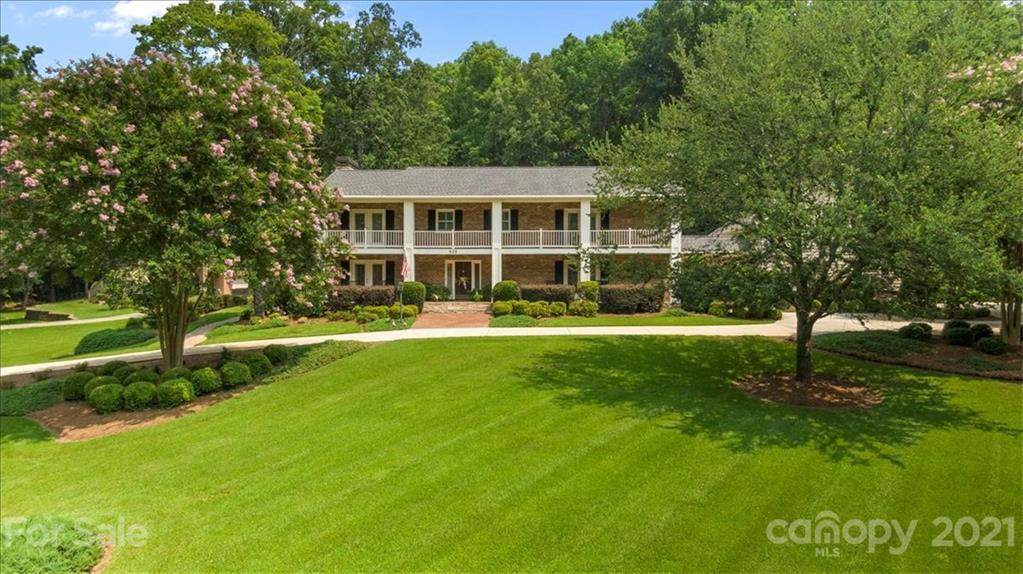 505 Briarwood Road - Photo 1