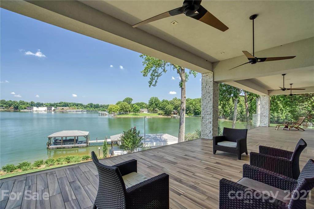 7272 Lynbrook Creek Road - Photo 1