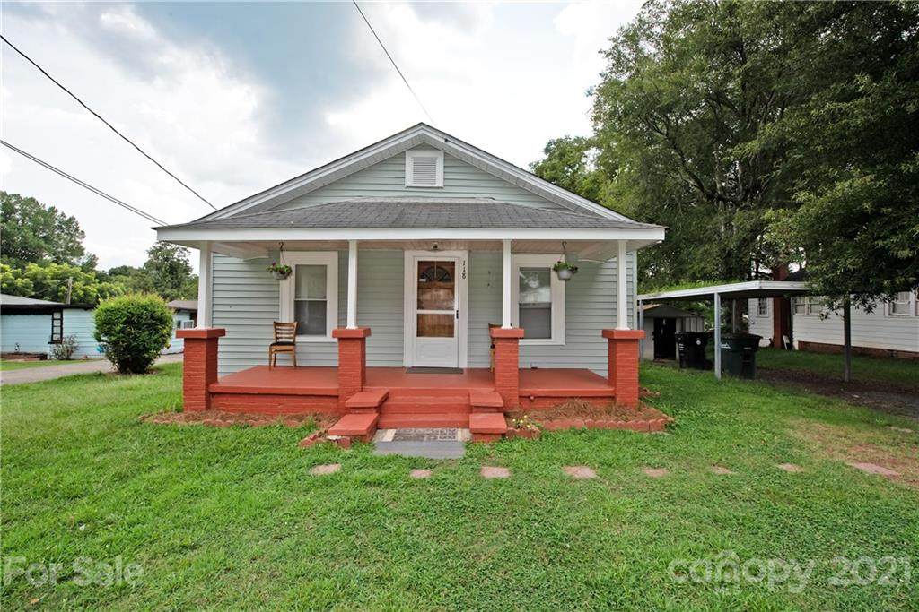 118 Robbins Street - Photo 1