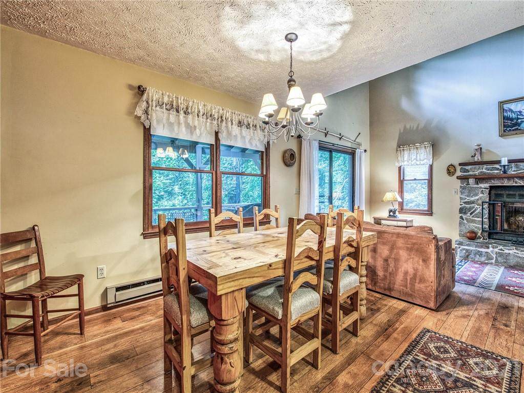 102 Sage Court - Photo 1
