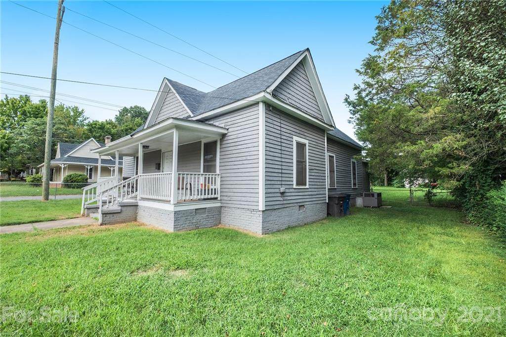 1203 Wilson W Lee Boulevard - Photo 1