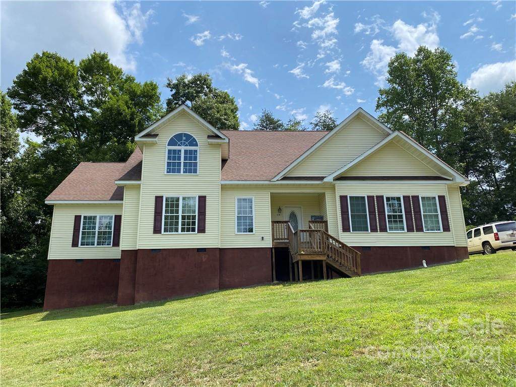597 Greenbriar Road - Photo 1