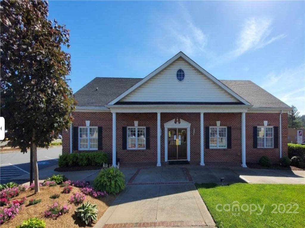 12 Peachtree Street - Photo 1