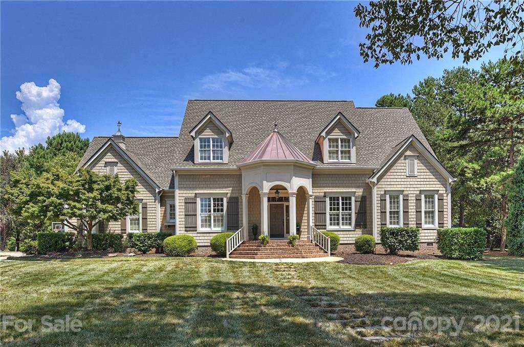 106 Easton Drive - Photo 1