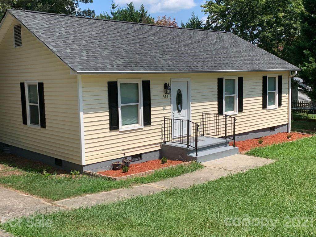 558 Sparta Street - Photo 1