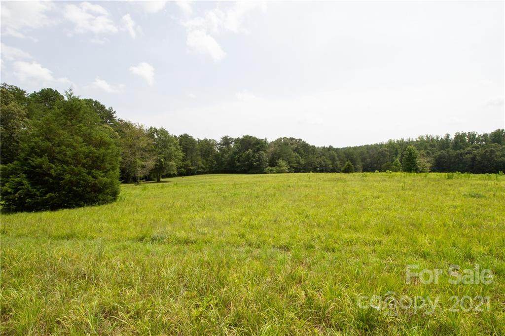 000 Daves Drive - Photo 1