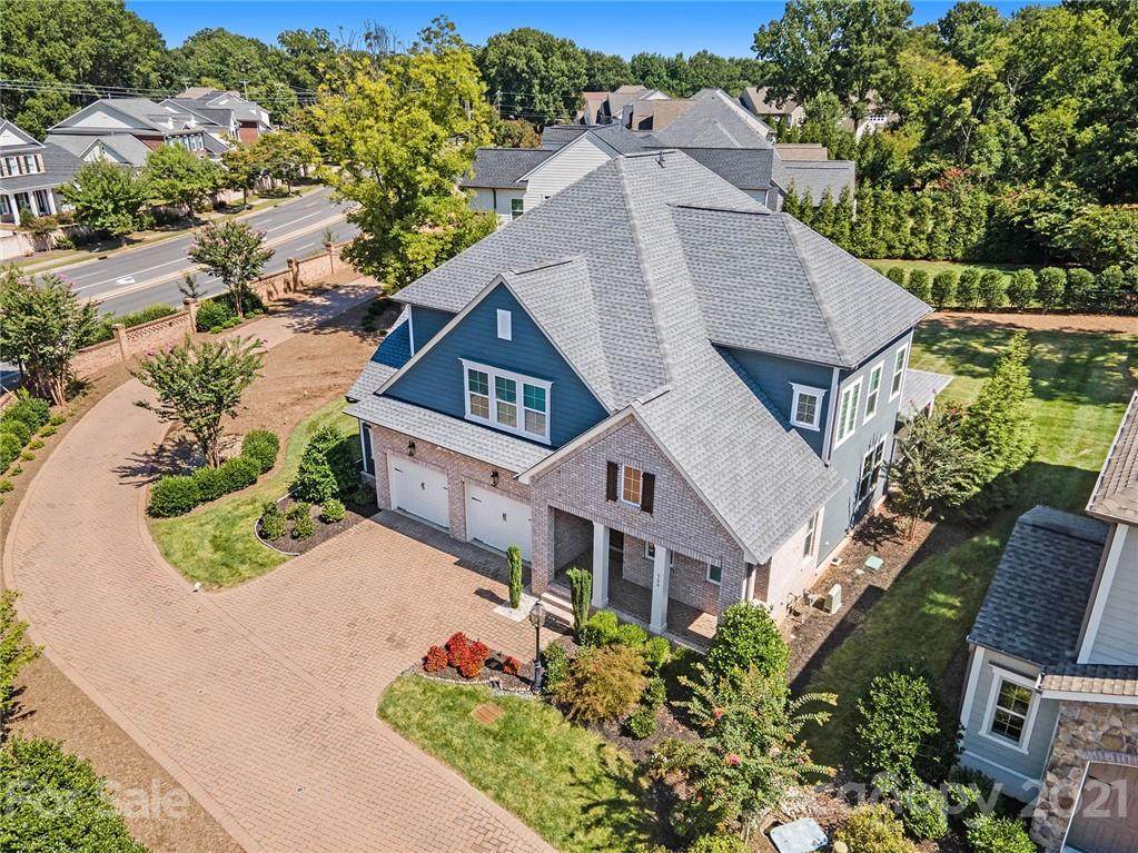 566 Lyttleton Drive - Photo 1