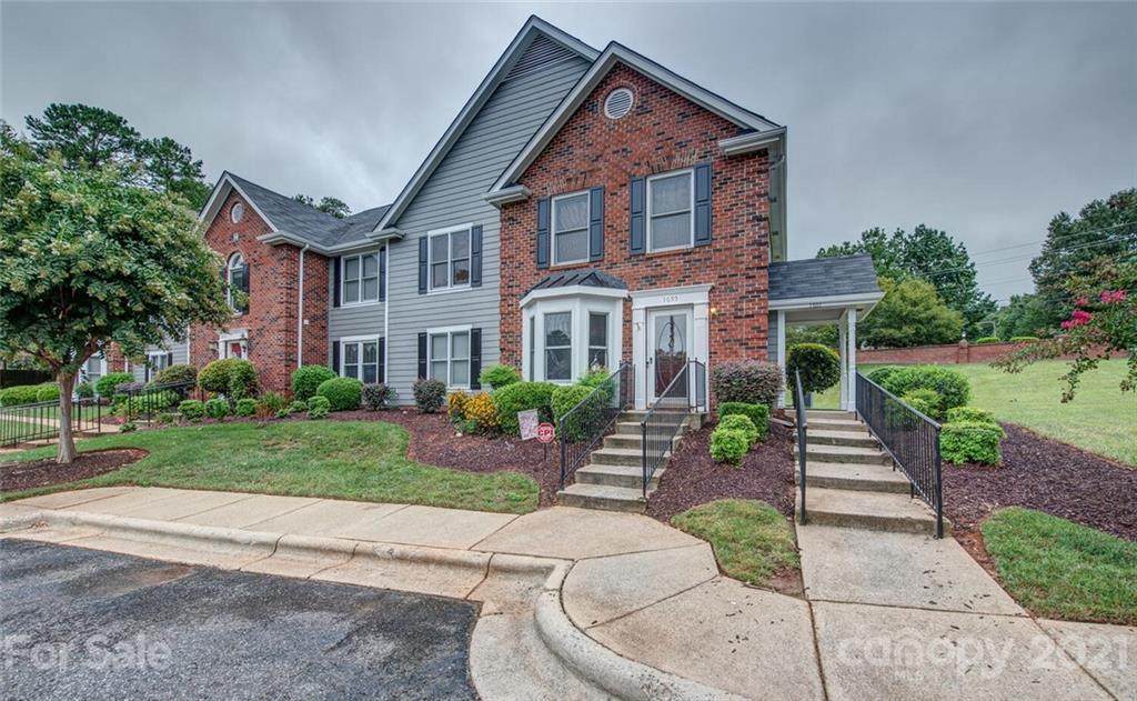 1695 Robinwood Road - Photo 1