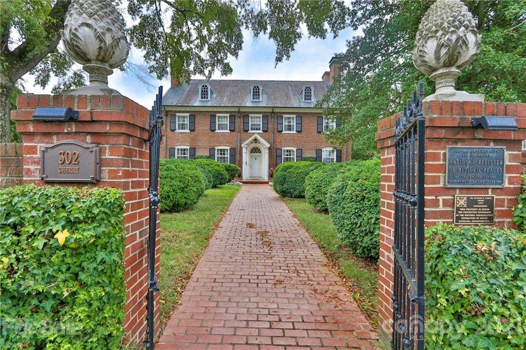 302 Cherry Street - Photo 1