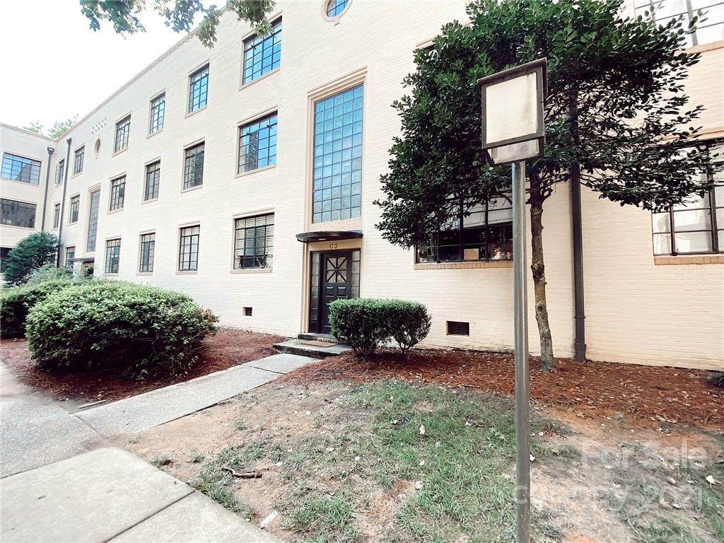 1121 Myrtle Avenue - Photo 1