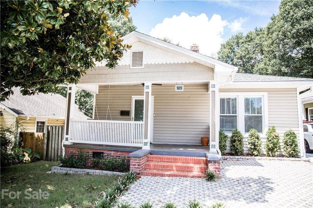 1625 Hawthorne Lane - Photo 1