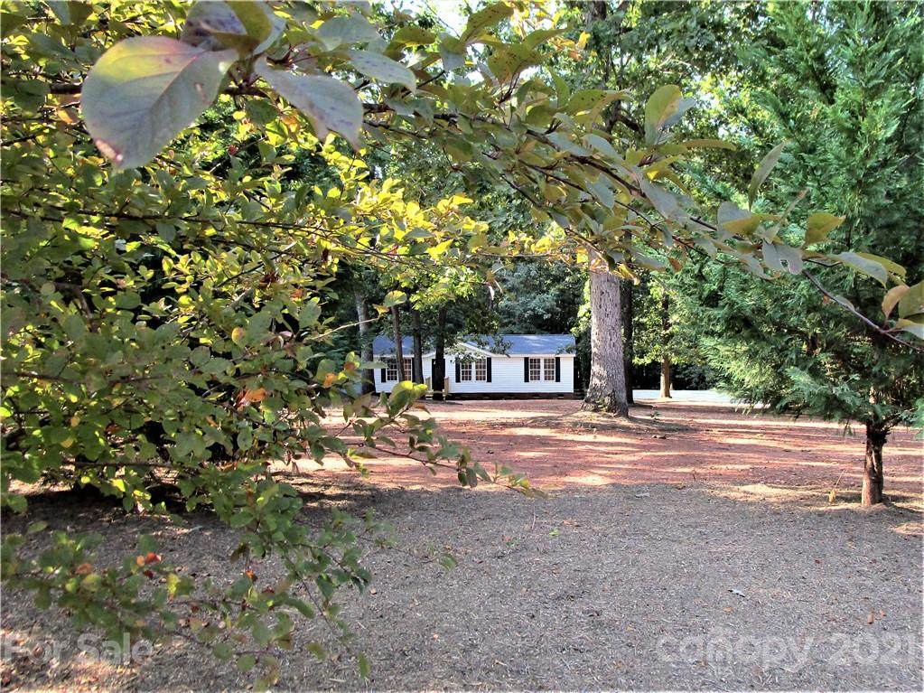 511 Bethphage Lane - Photo 1