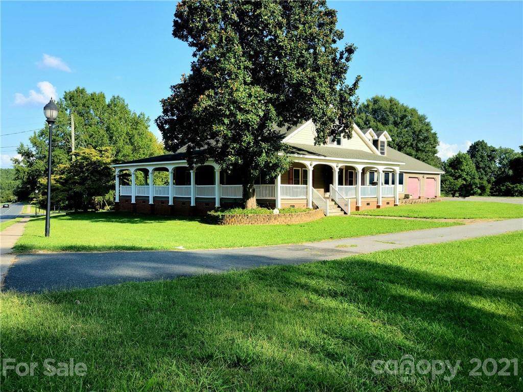 1310 Main Street - Photo 1