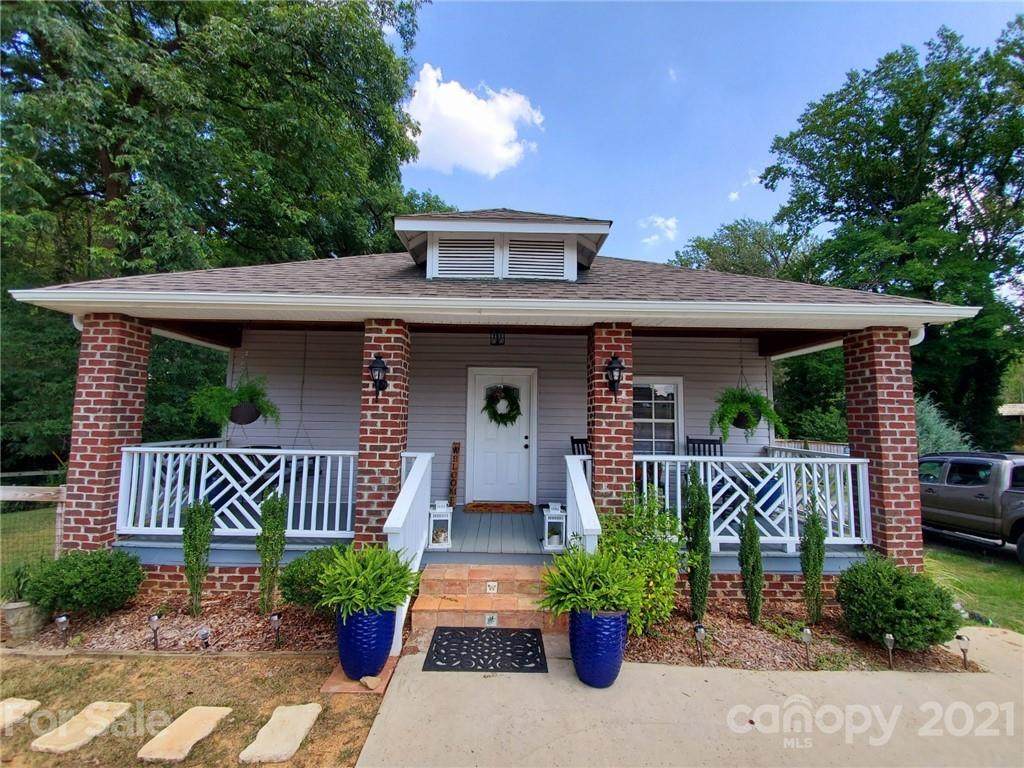 935 Little Rock Road - Photo 1