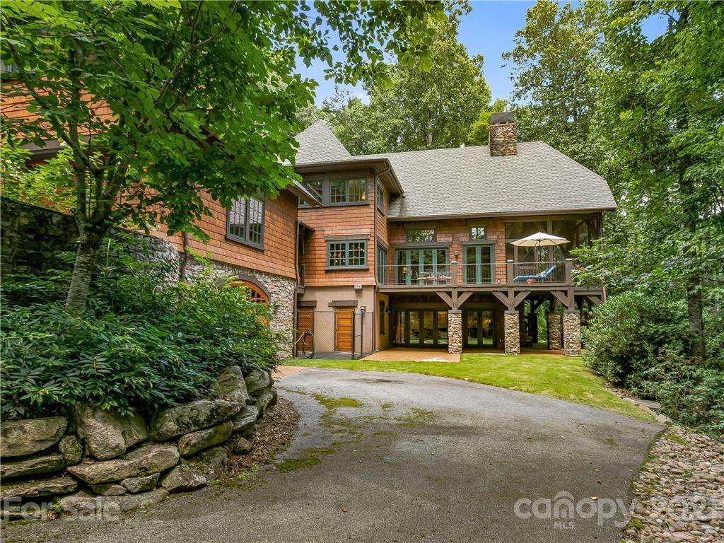 668 Walnut Valley Parkway - Photo 1