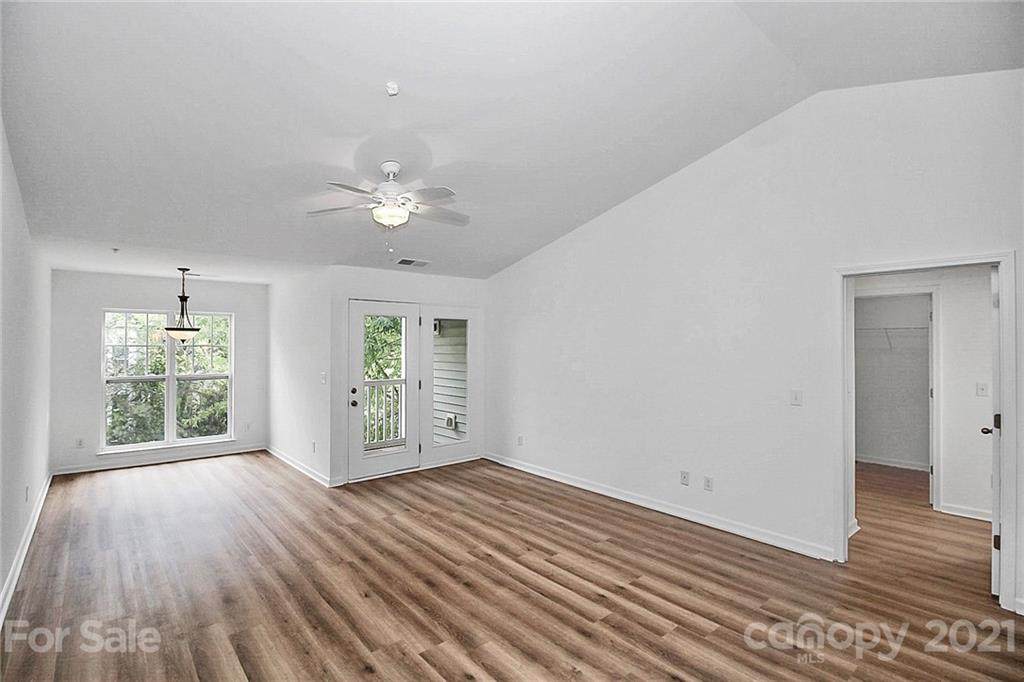 1296 Duncan Gardens Drive - Photo 1