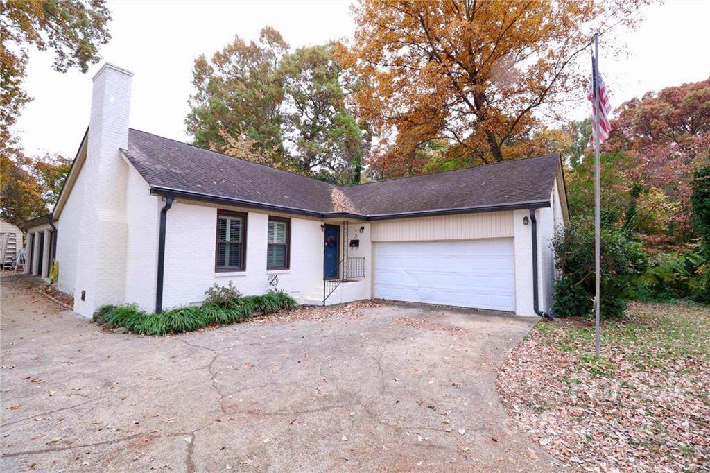 607 Main Street - Photo 1