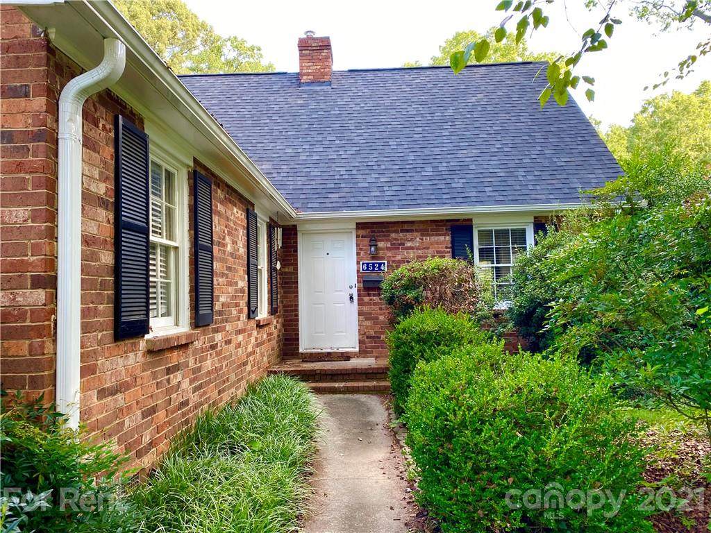 6524 Park Road - Photo 1
