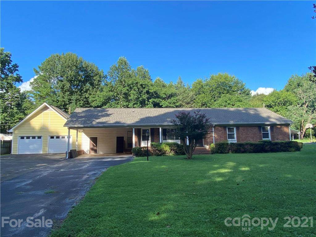 8800 Holiday Drive - Photo 1