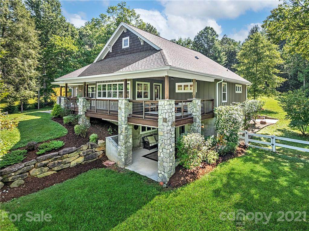120 Fairwinds Drive - Photo 1