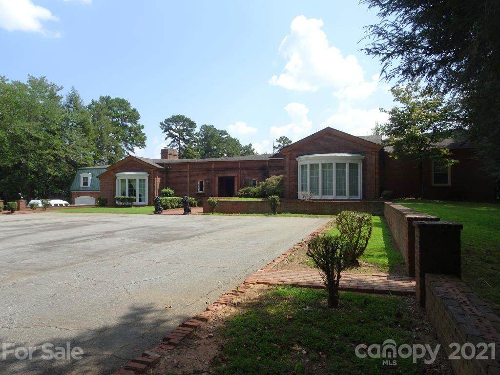 140 Blake Lane - Photo 1