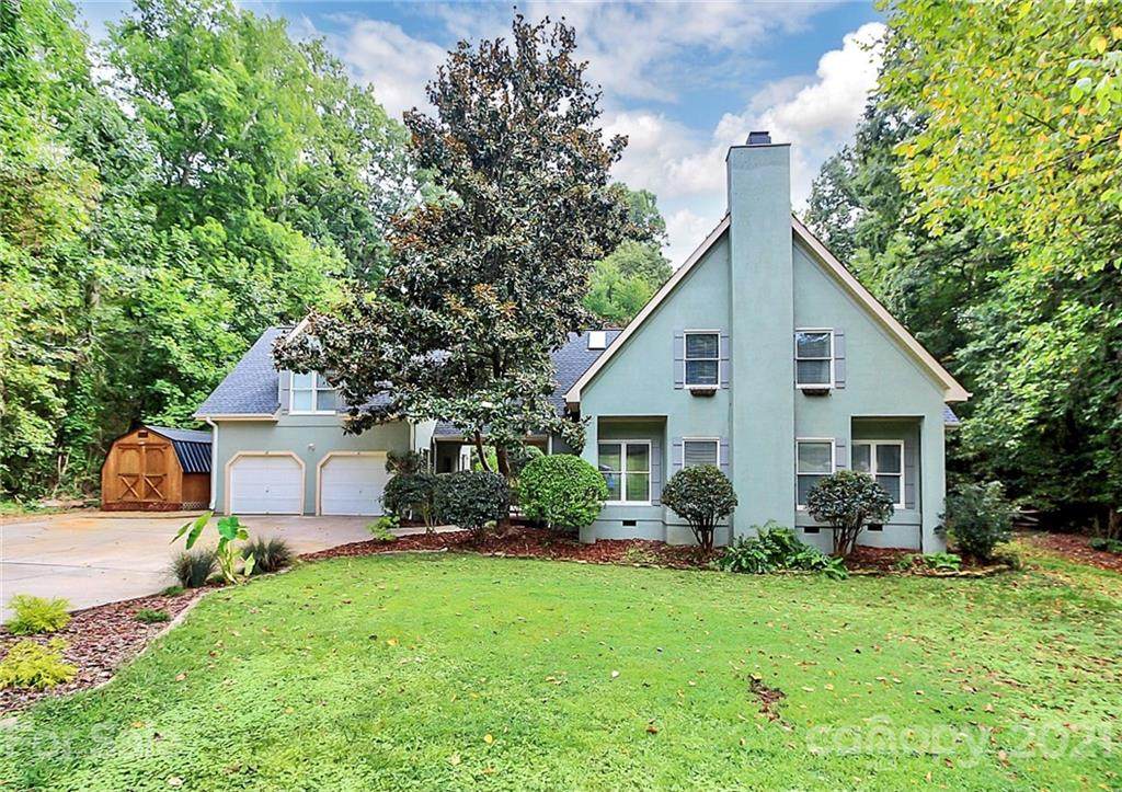 4900 Spring Lane - Photo 1