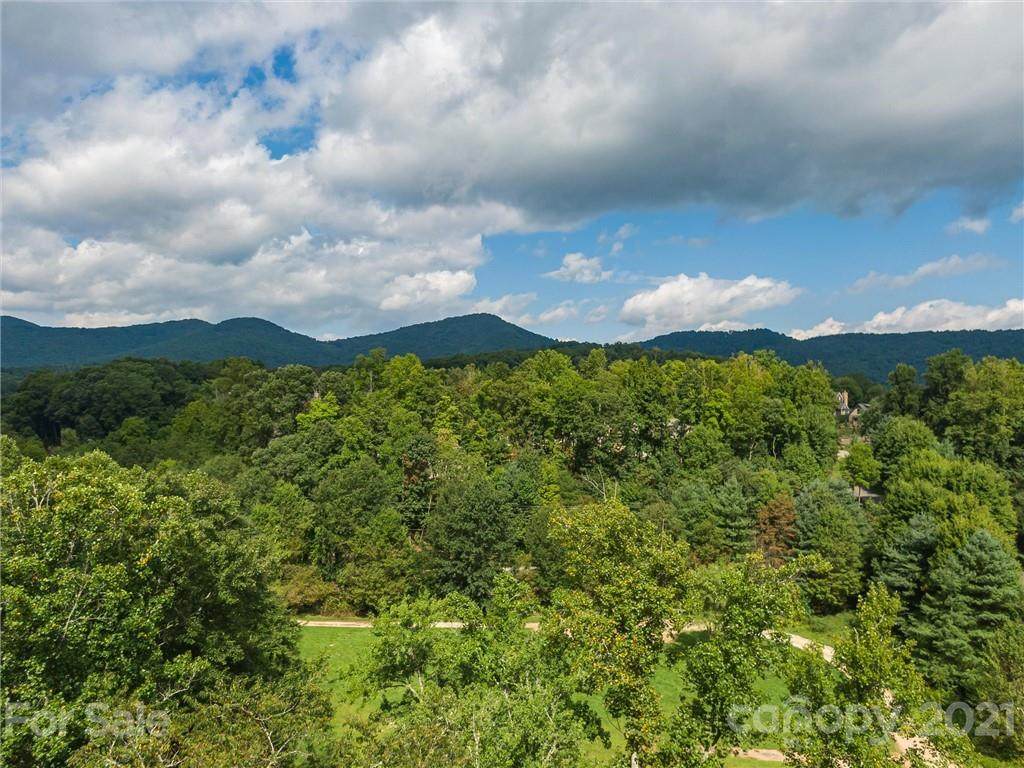 639 Walnut Valley Parkway - Photo 1