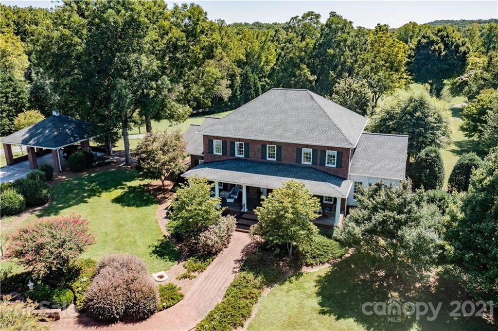 2215 Old Lexington Road - Photo 1
